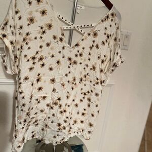 Maurices White Floral V-Neck Blouse